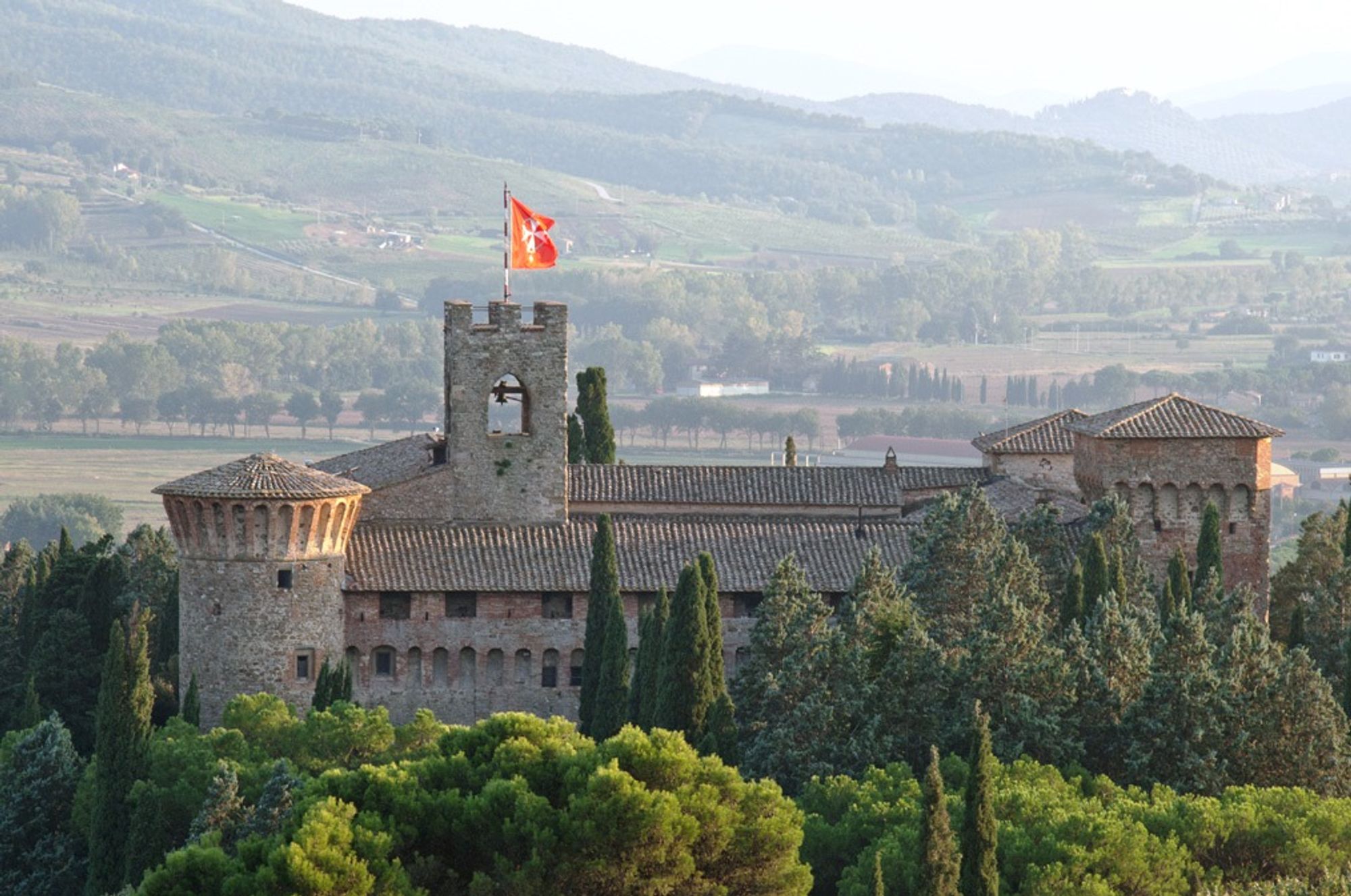 Vino e storia al Castello di Magione